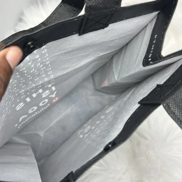 Lululemon Yoga Reusable Lunch Tote & Carryall Gym Bag Small - Picture 5 of 8